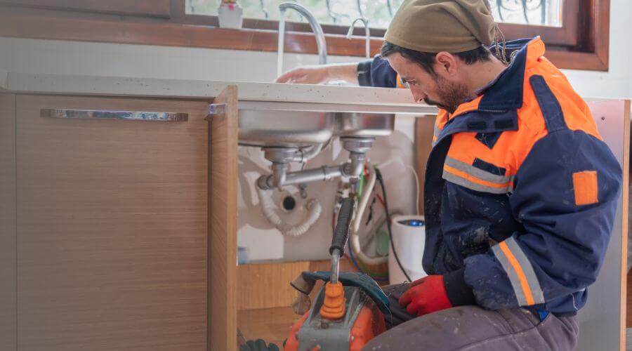 Professional Leak Detection Services in Eastlake, MI